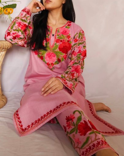 Aari embroidered coords